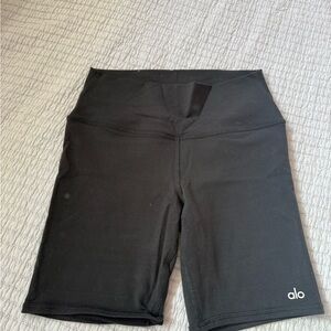 ALO Yoga Women's Classic Black Bike Shorts